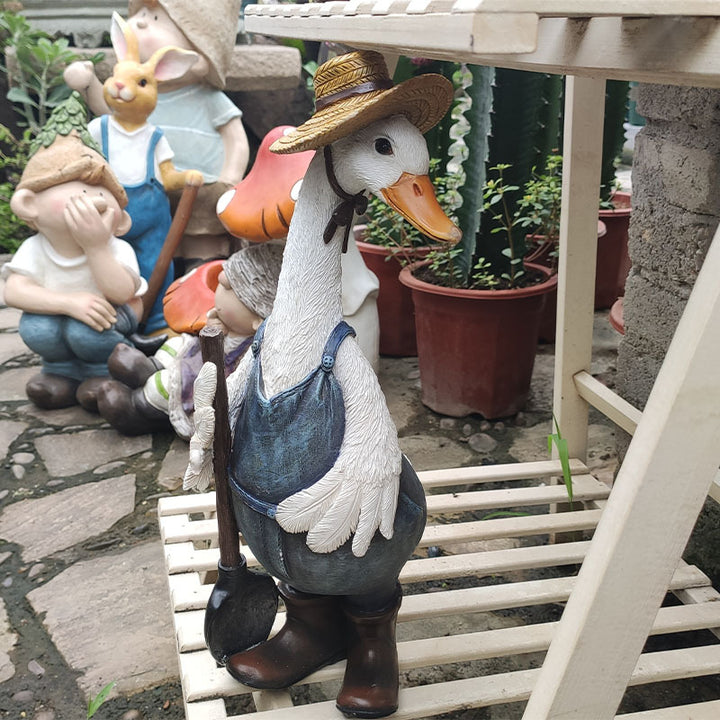 Cute Resin Duck Outdoor Statue Flexible Simulation Duck Ornaments For Outdoor Yard Lawn Garden Decorations